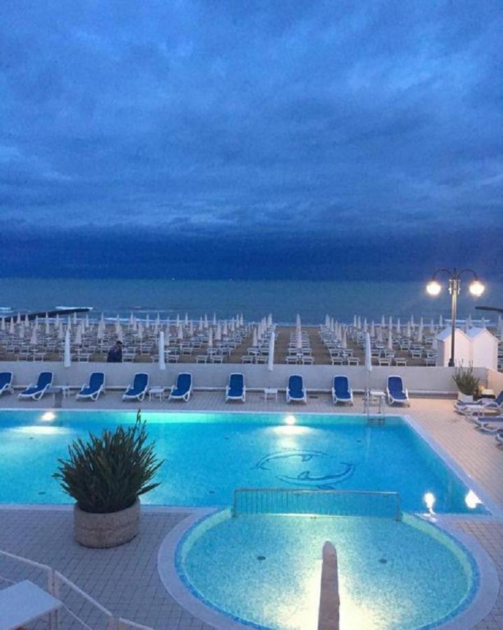 Hotel Condor 3*