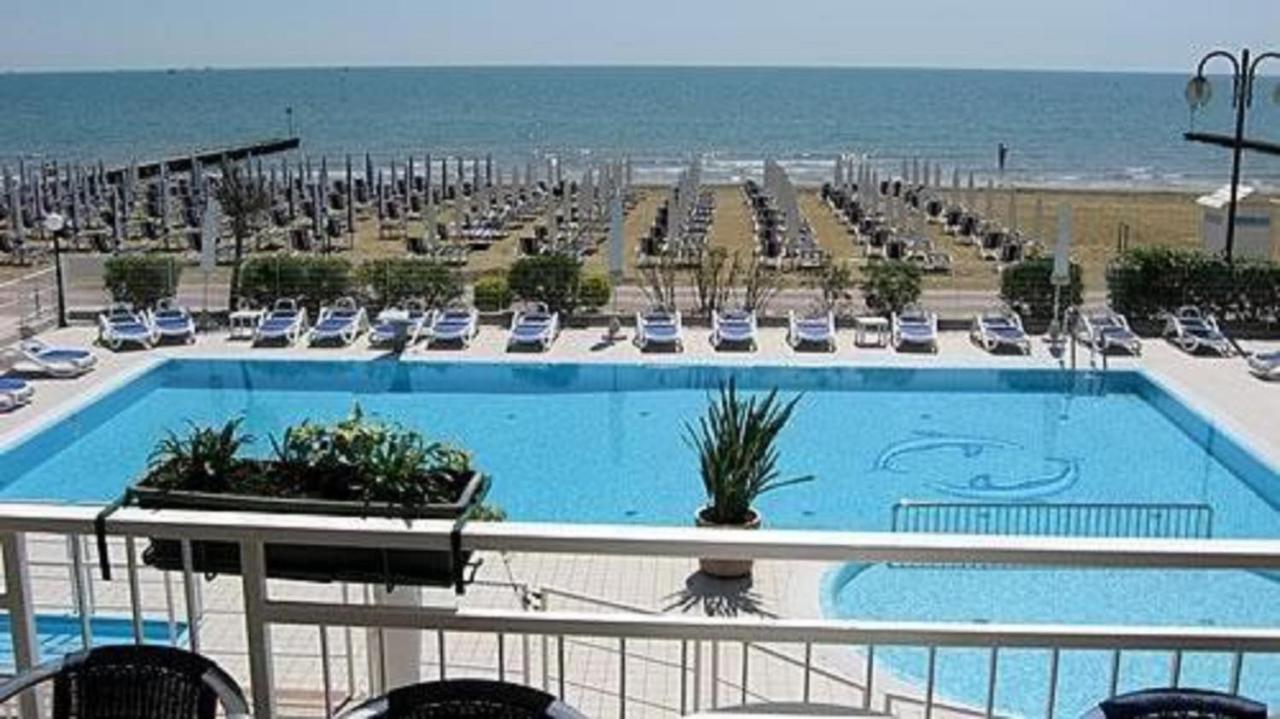 Condor Hotel 3*