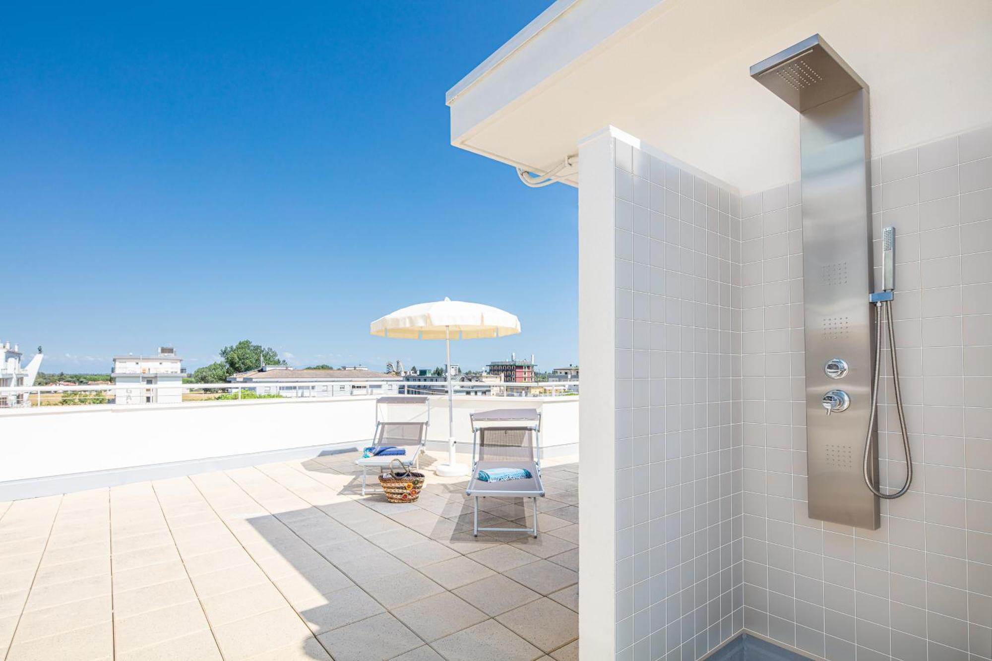 Condor Hotel